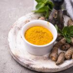 turmeric-powder-and-curcuma-root-2.jpg